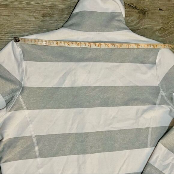 Lululemon In Stride White Silver Gray Bold Stripe Full Zip Jacket 8 - Picture 9 of 9